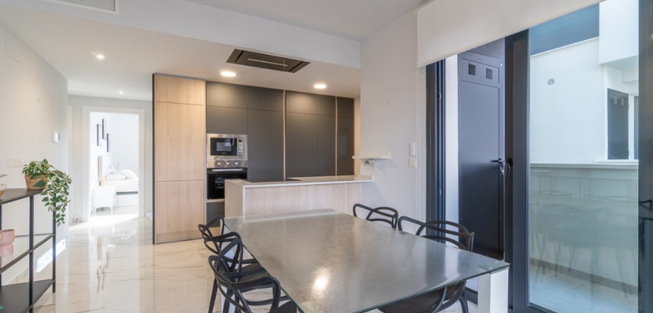 Herverkoop - Appartement / flat -
Orihuela Costa