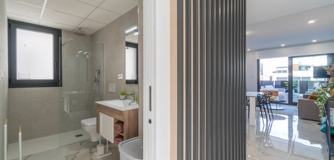 Herverkoop - Appartement / flat -
Orihuela Costa