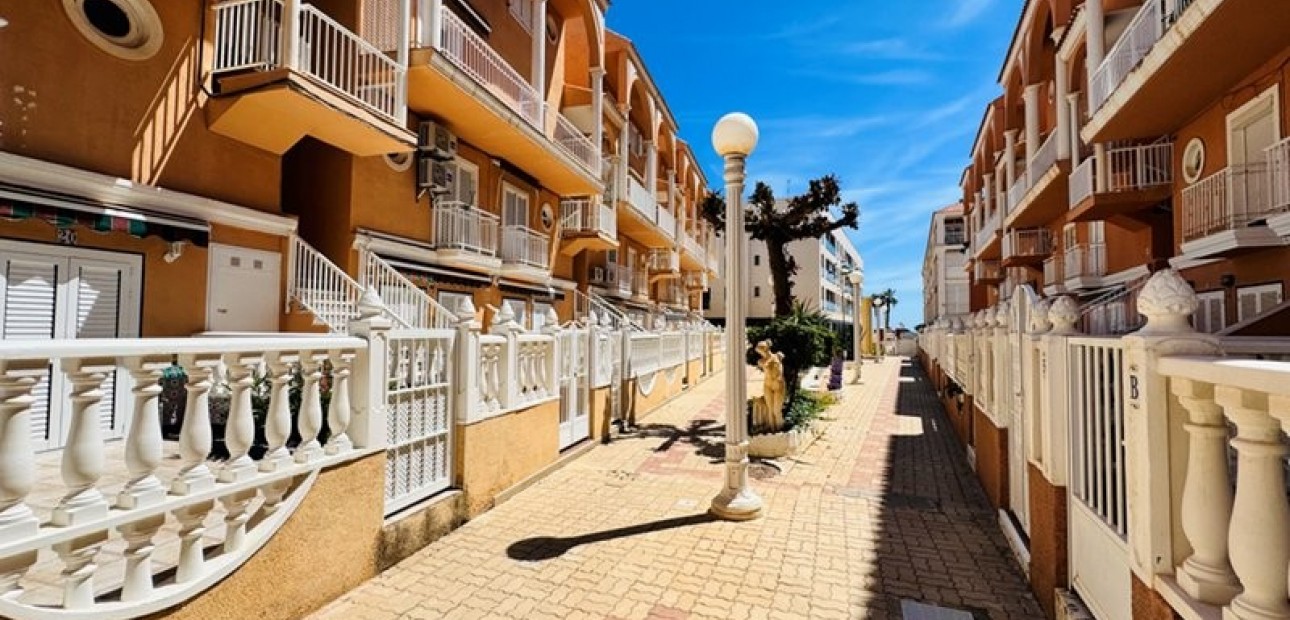 Venta - Apartamento / piso -
La Mata
