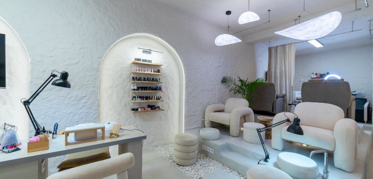 Herverkoop - Business -
Alicante - Center