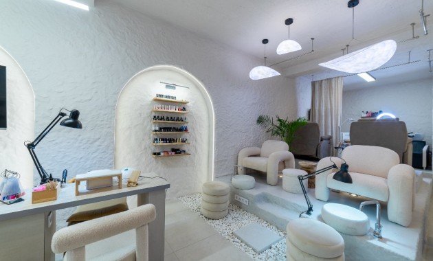 Herverkoop - Business -
Alicante - Center