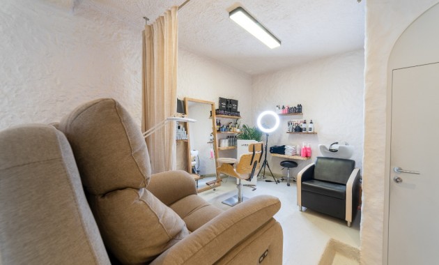 Herverkoop - Business -
Alicante - Center