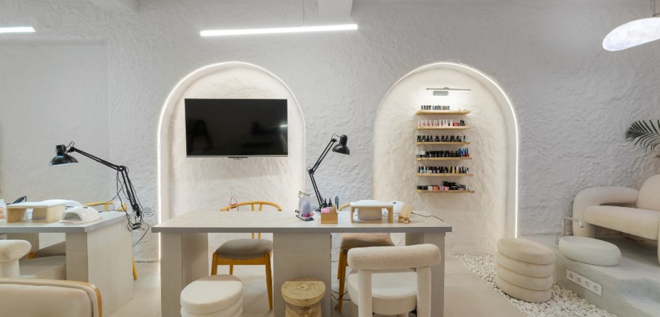 Herverkoop - Business -
Alicante - Center