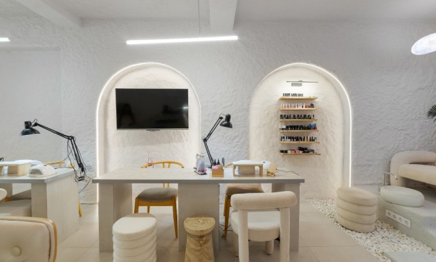 Herverkoop - Business -
Alicante - Center