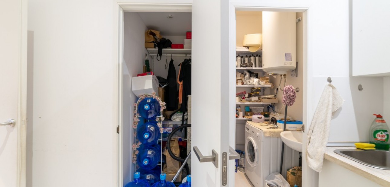 Herverkoop - Business -
Alicante - Center