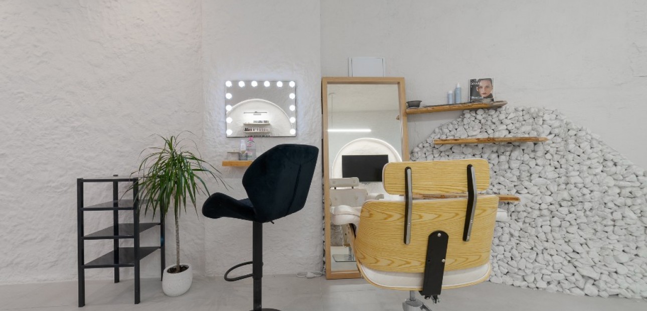 Herverkoop - Business -
Alicante - Center