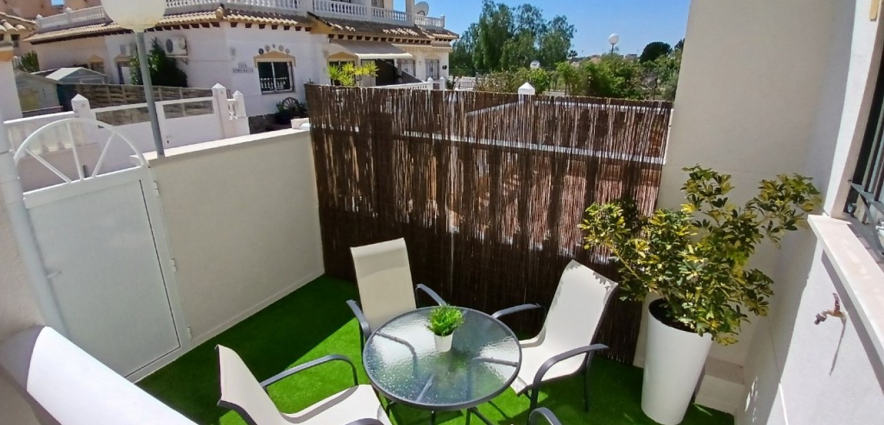 Herverkoop - Herenhuis -
Costa Blanca - Orihuela Costa