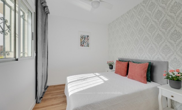 Herverkoop - Herenhuis -
Costa Blanca - Orihuela Costa