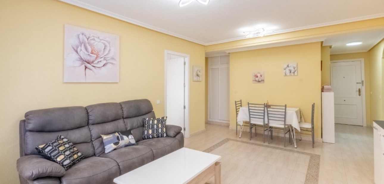 Herverkoop - Appartement / flat -
La Mata