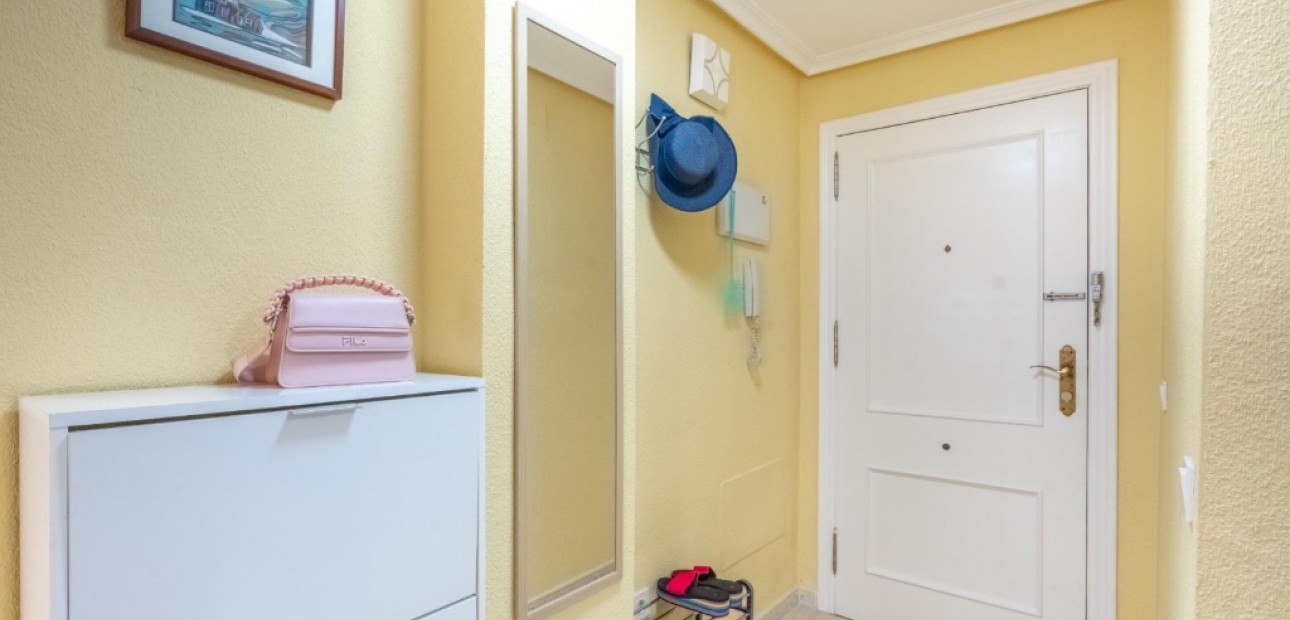 Herverkoop - Appartement / flat -
La Mata