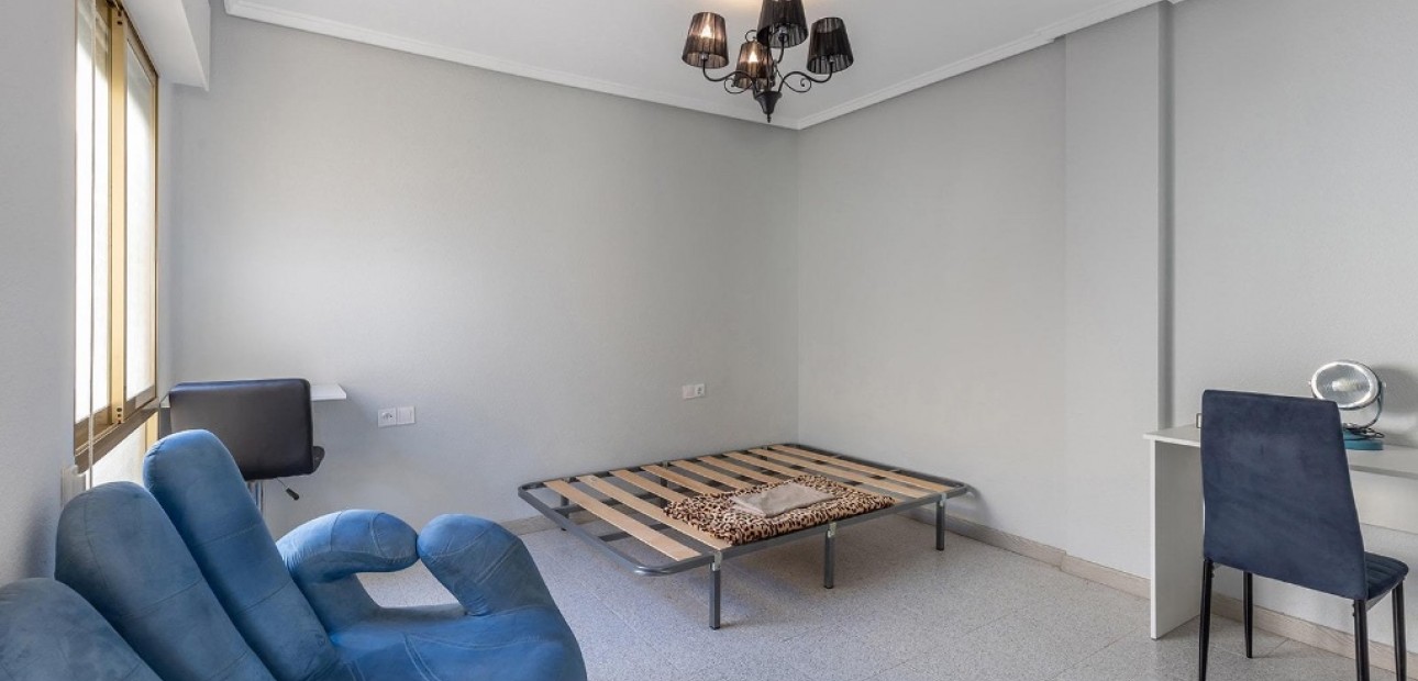 Herverkoop - Appartement / flat -
Torrevieja - La Mata