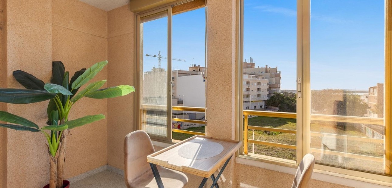 Herverkoop - Appartement / flat -
Torrevieja - La Mata
