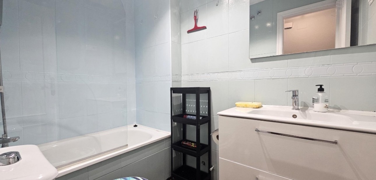 Herverkoop - Appartement / flat -
Torrevieja