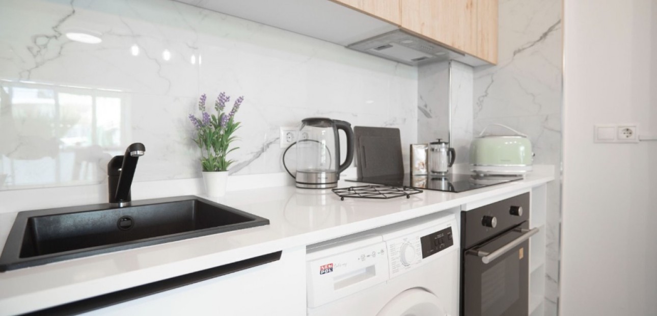 Sale - Apartment / flat -
Torrevieja - La veleta