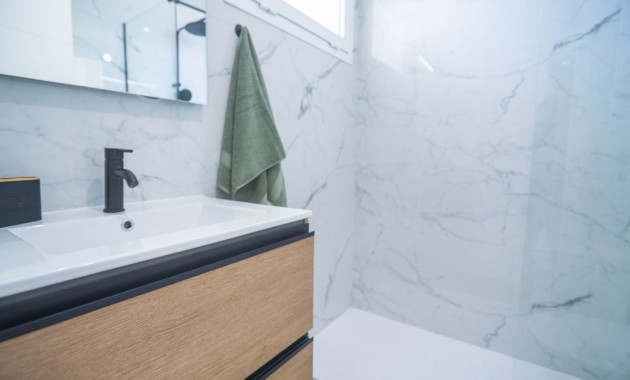 Sale - Apartment / flat -
Torrevieja - La veleta