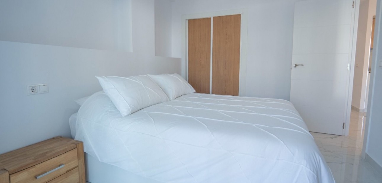 Sale - Apartment / flat -
Torrevieja - La veleta