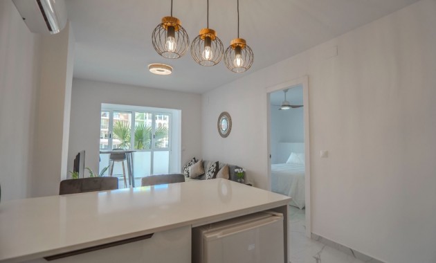 Sale - Apartment / flat -
Torrevieja - La veleta