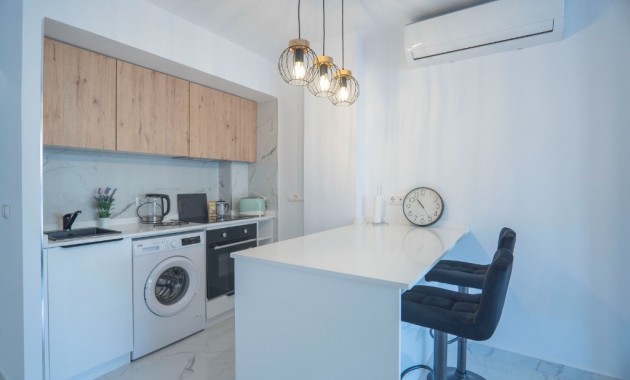 Sale - Apartment / flat -
Torrevieja - La veleta