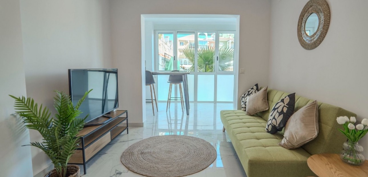 Sale - Apartment / flat -
Torrevieja - La veleta