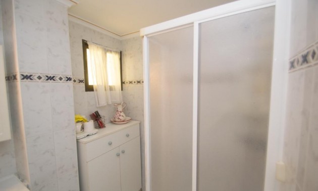 Sale - Apartment / flat -
Torrevieja - La veleta