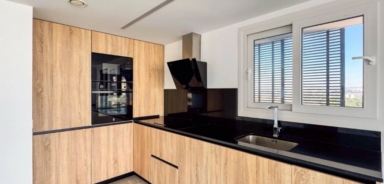 Sale - Apartment / flat -
Punta Prima