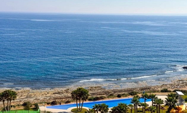 Sale - Apartment / flat -
Punta Prima