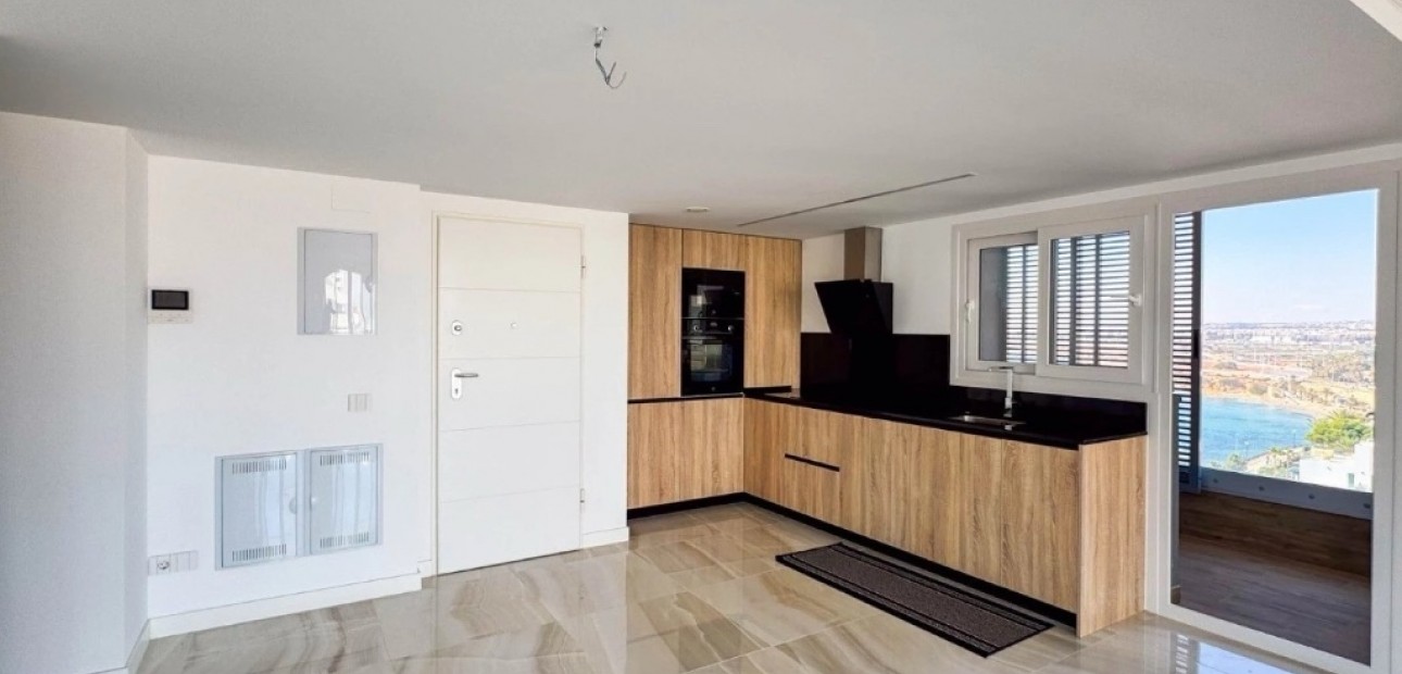 Sale - Apartment / flat -
Punta Prima