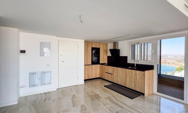 Sale - Apartment / flat -
Punta Prima