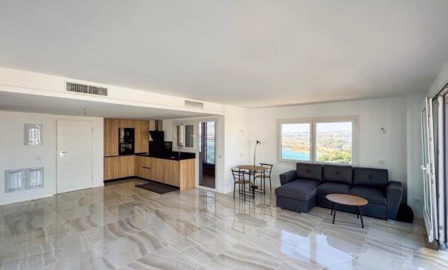 Sale - Apartment / flat -
Punta Prima