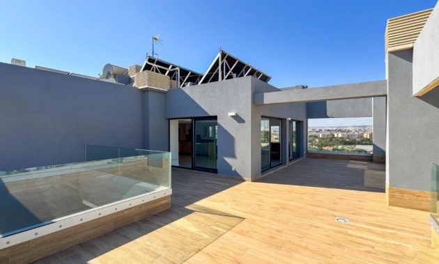 Sale - Apartment / flat -
Punta Prima