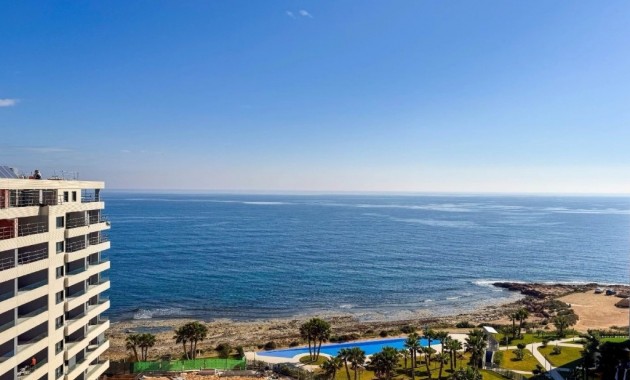 Sale - Apartment / flat -
Punta Prima