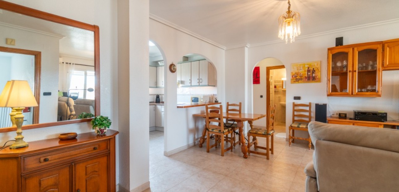 Sale - Apartment / flat -
Playa Flamenca