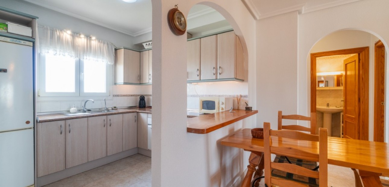 Sale - Apartment / flat -
Playa Flamenca