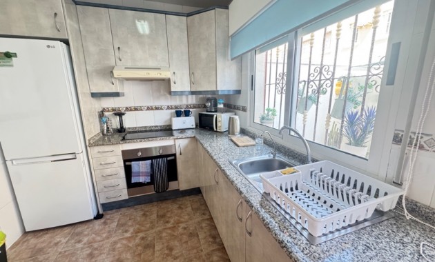 Herverkoop - Herenhuis -
Orihuela Costa - Playa Flamenca