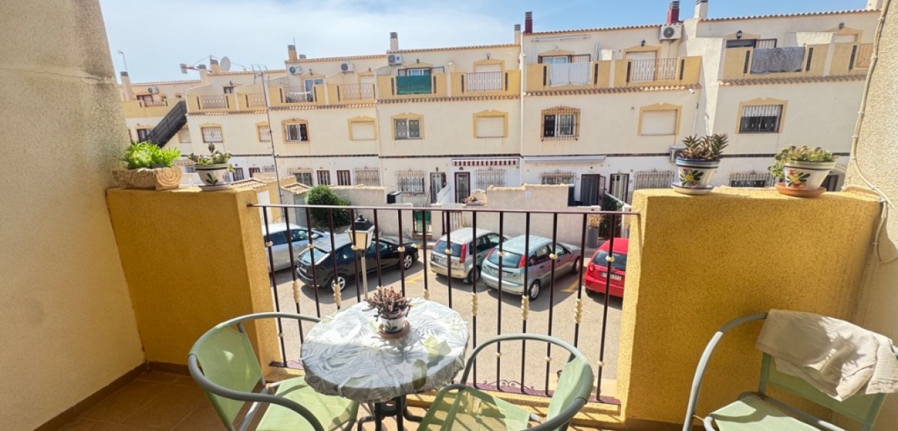 Herverkoop - Herenhuis -
Orihuela Costa - Playa Flamenca