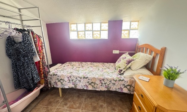 Herverkoop - Herenhuis -
Orihuela Costa - Playa Flamenca