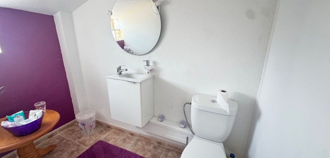 Herverkoop - Herenhuis -
Orihuela Costa - Playa Flamenca