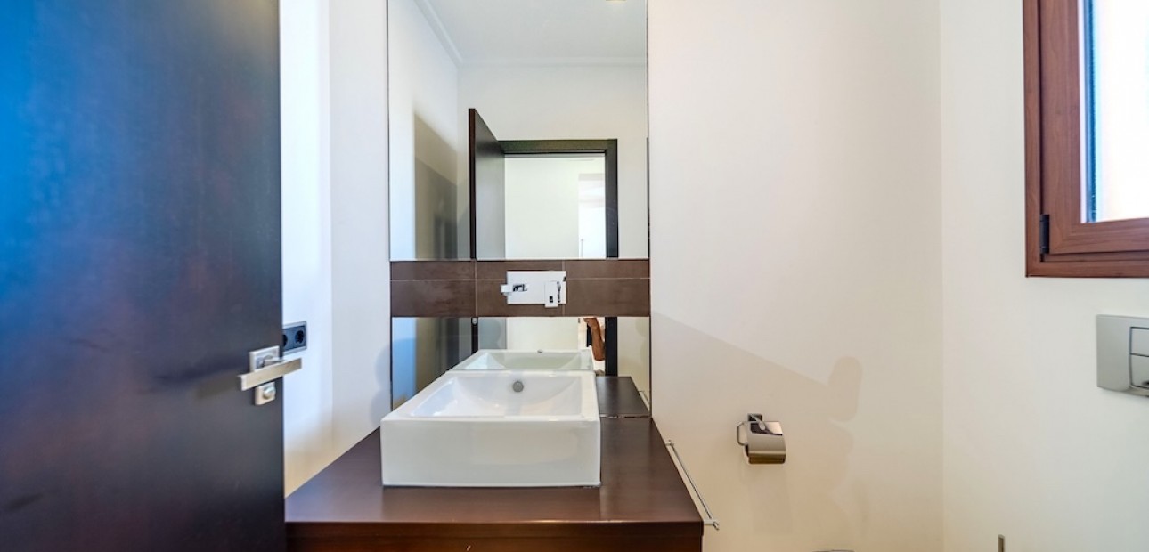 Sale - Villa -
Cabo Roig