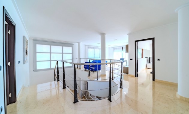 Sale - Villa -
Cabo Roig