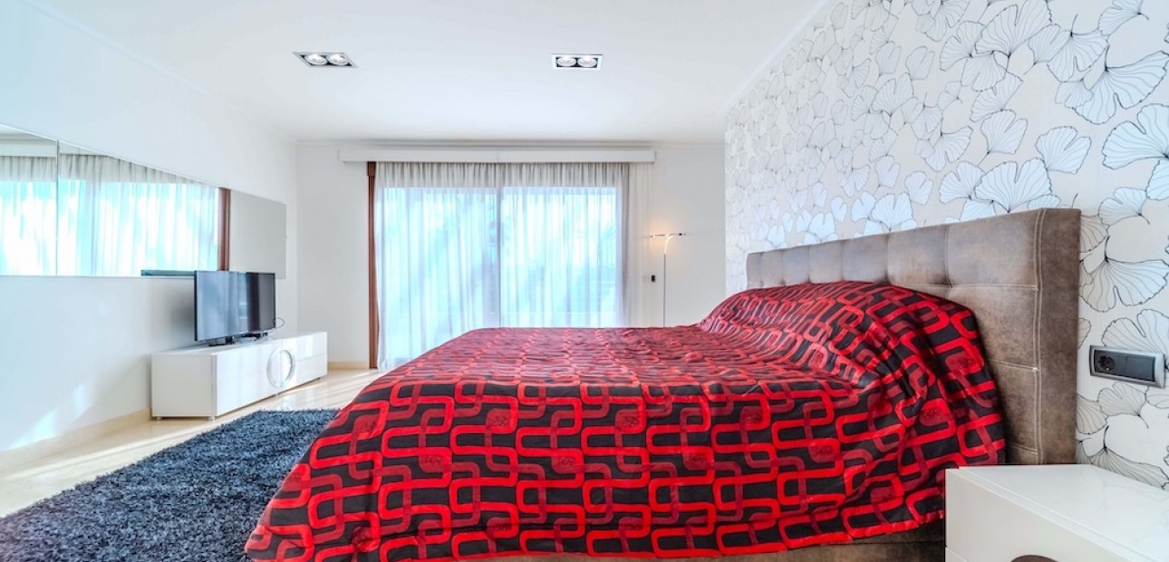 Sale - Villa -
Cabo Roig