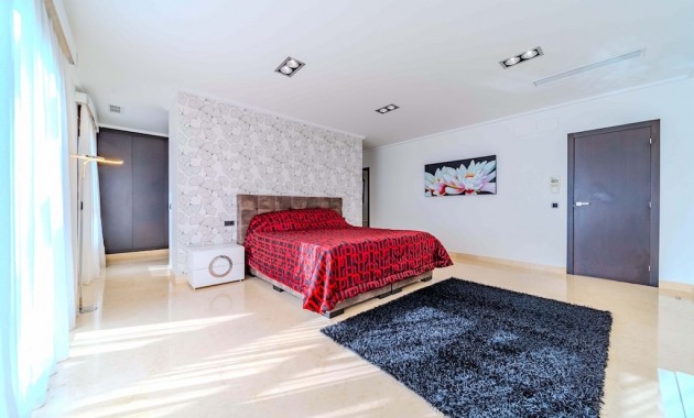 Sale - Villa -
Cabo Roig