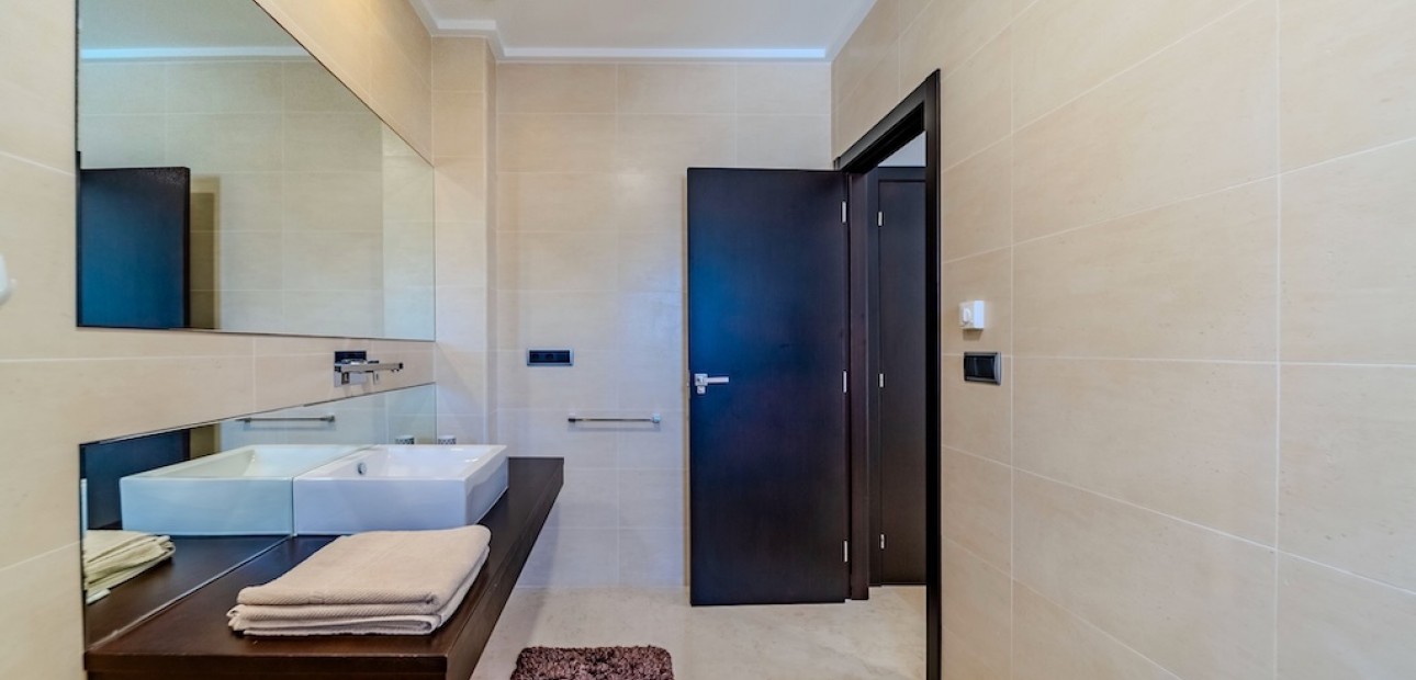 Sale - Villa -
Cabo Roig