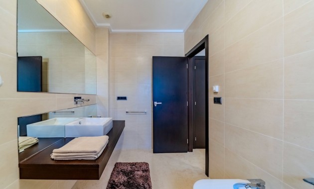 Sale - Villa -
Cabo Roig