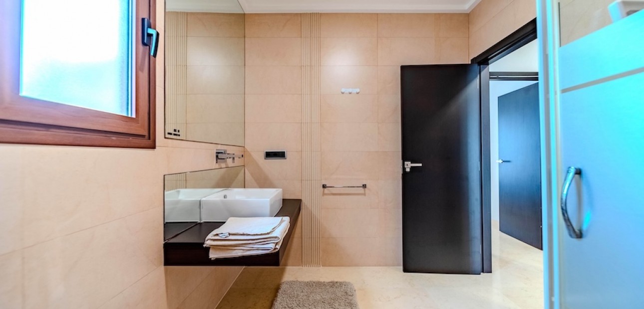 Sale - Villa -
Cabo Roig