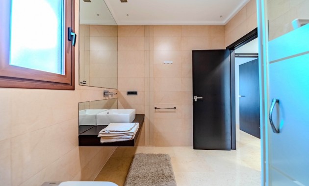 Sale - Villa -
Cabo Roig