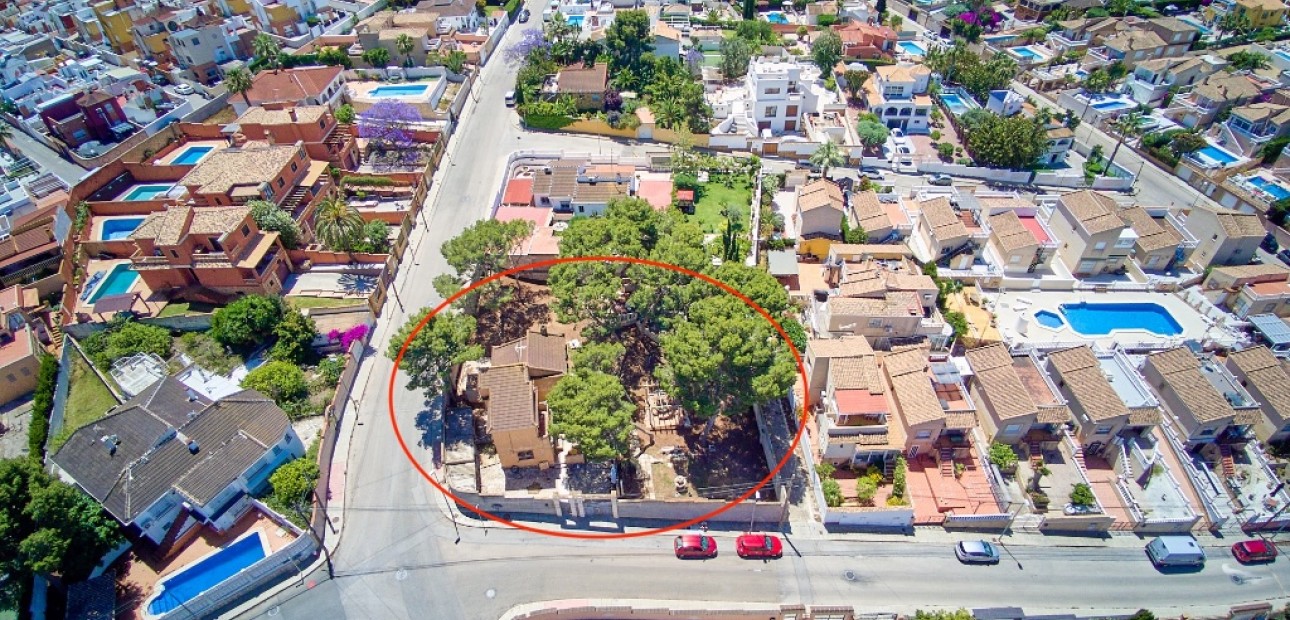 Sale - Land -
Torrevieja - Los Balcones