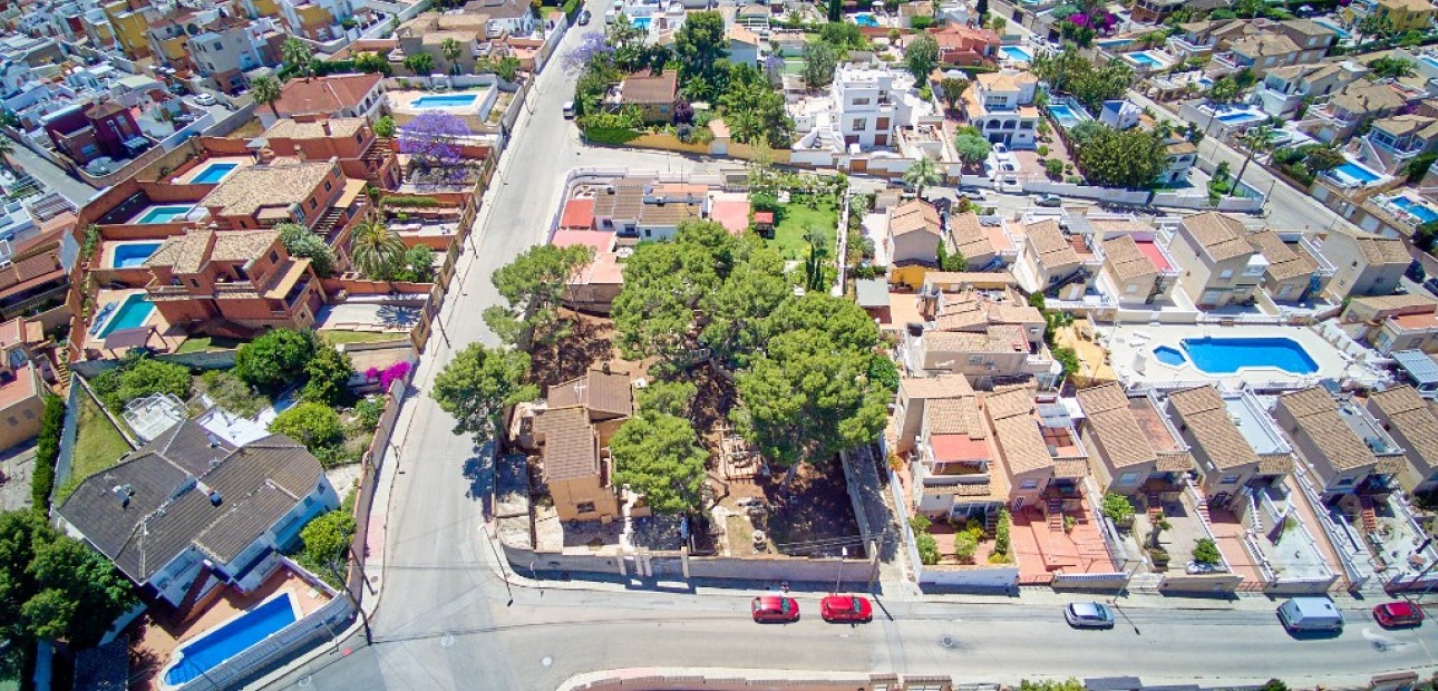 Sale - Land -
Torrevieja - Los Balcones