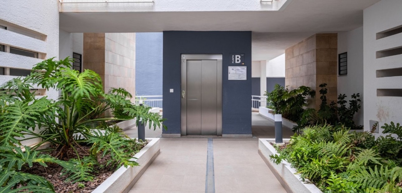 Venta - Apartamento / piso -
Orihuela Costa - Playa Flamenca