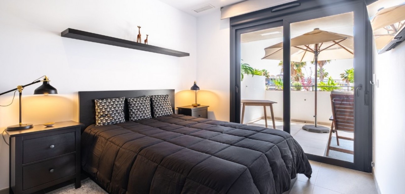 Venta - Apartamento / piso -
Orihuela Costa - Playa Flamenca