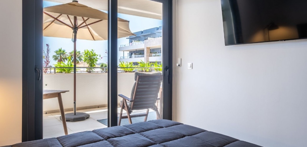 Venta - Apartamento / piso -
Orihuela Costa - Playa Flamenca